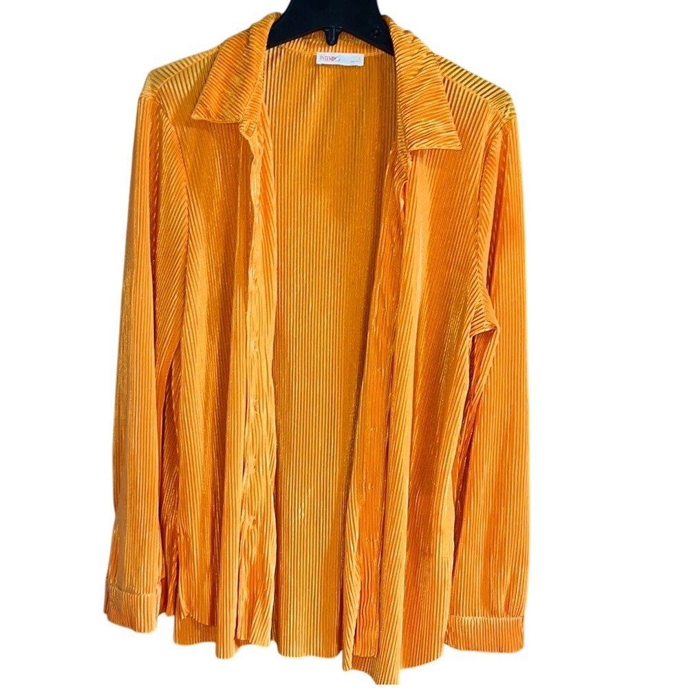 Orange Button Down soft shiny ribbed Shirt size large vibrant‎ colorful covering